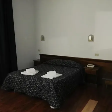 Hotel Resi Dep. 3*
