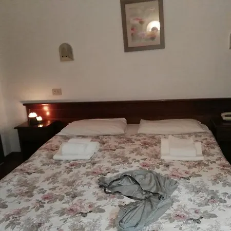 Resi Dep. Hotel