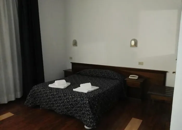 Hotel Resi Dep. 3*