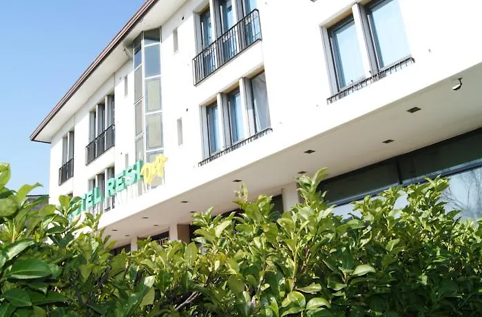 Resi Dep. Hotel